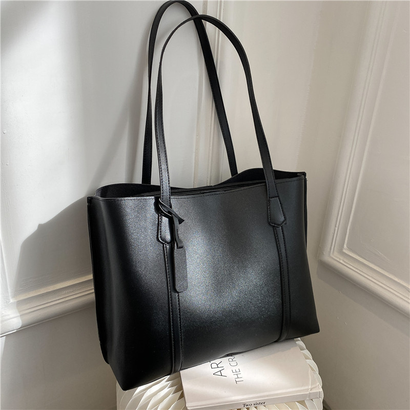 Classic Black Faux Leather Tot - Leather Work Handbags For Women 评论和价格